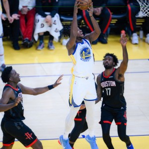 世界杯奖项评选-库里：你能看出贝西的比赛感觉很好&amp;他充满侵略性 14分12板很关键